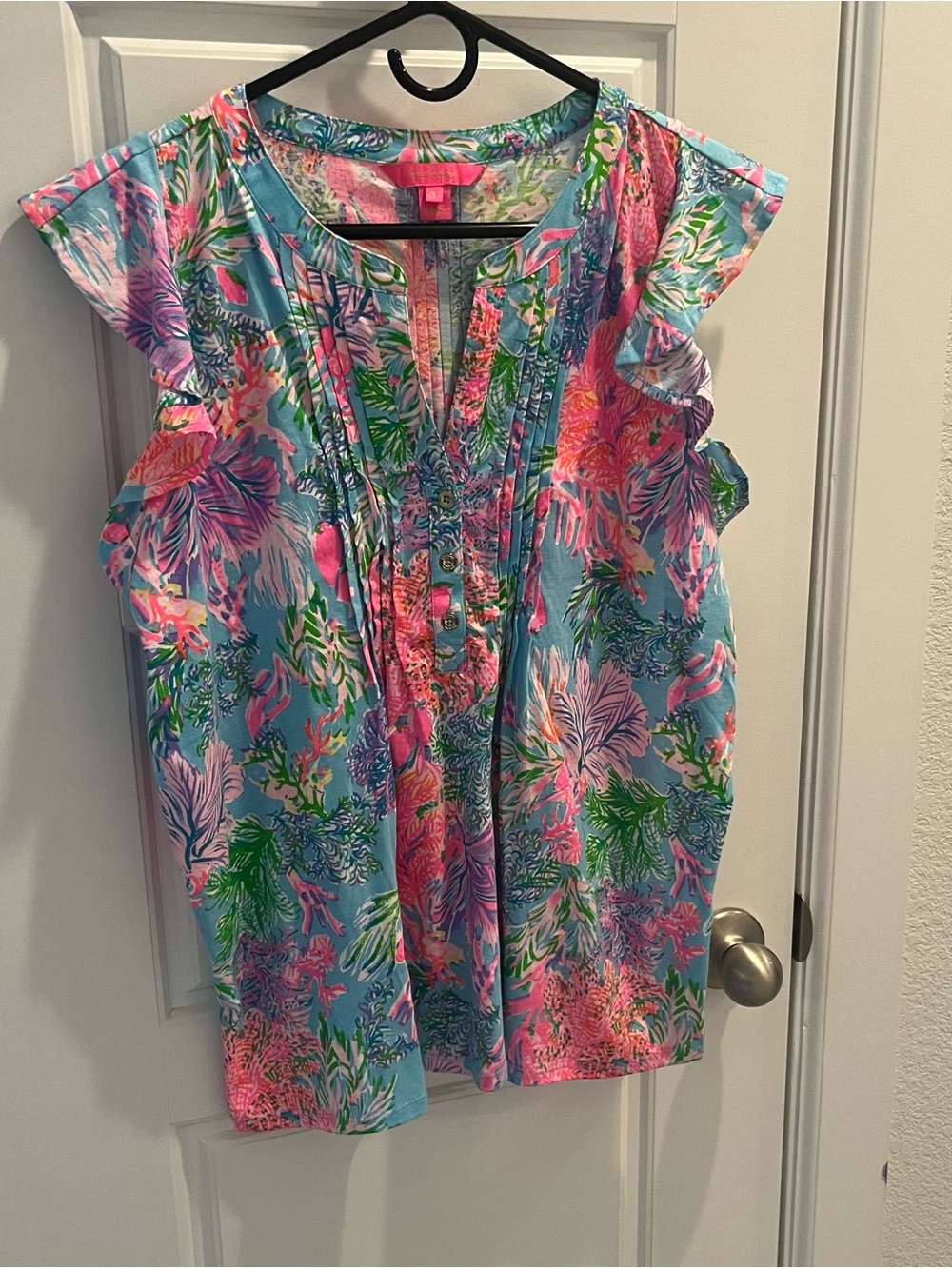Lilly Pulitzer Aqua and Pink Tropical-Print Flutter Sleeve Top